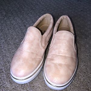 Barely worn slide on sneakers